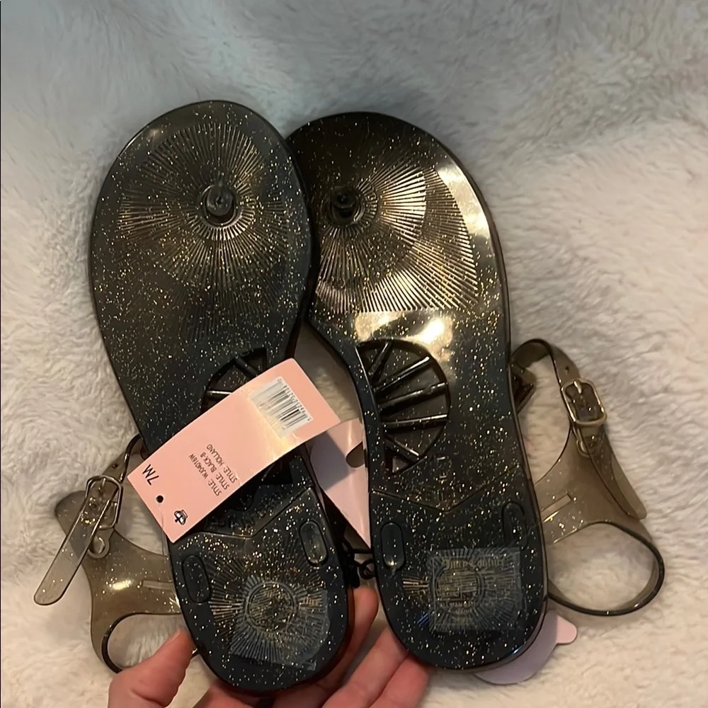 Juicy Couture Black Sandals with Shiny Straps - Picture 3 of 4